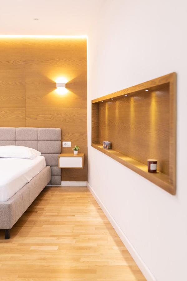 Exclusive 2 Bedrooms Apartment Тирана Экстерьер фото