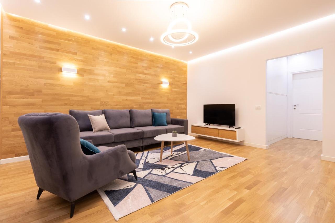 Exclusive 2 Bedrooms Apartment Тирана Экстерьер фото